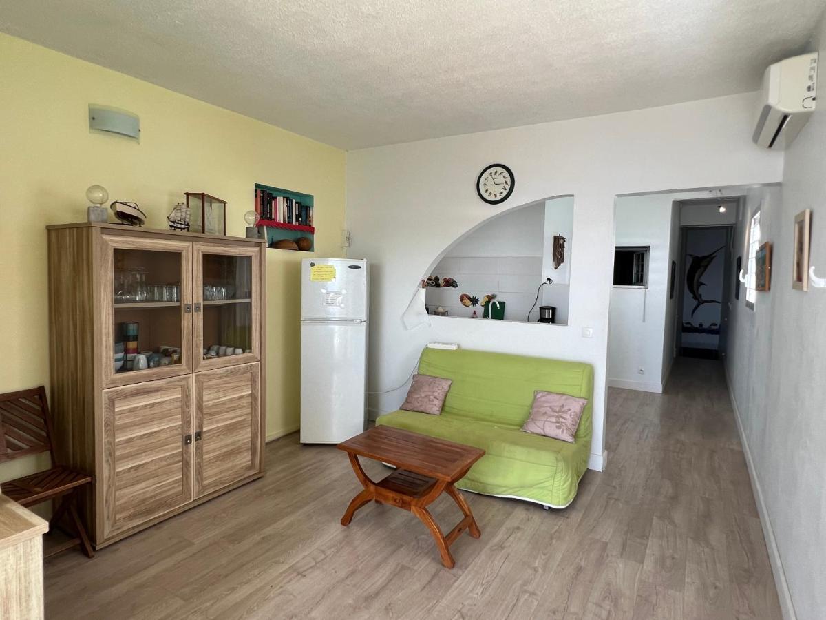 Ti Cabanon. Appartement Vue Mer A Deshaies. Экстерьер фото